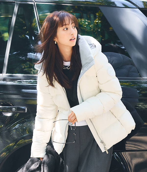 ダウンジャケット/カナダグース、堀田茜/モデル