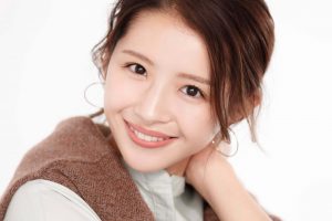 元宝塚娘役トップスター 綺咲愛里さんが教える 崩れないメーク ベースメーク編 Classy クラッシィ