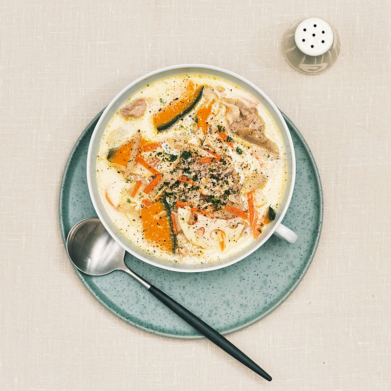 根菜の豆乳味噌スープ 冬は栄養