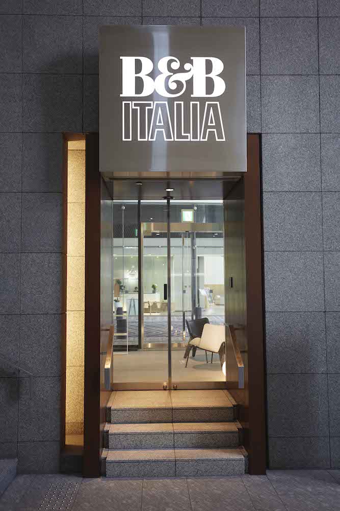 1966年、イタリアで設立され