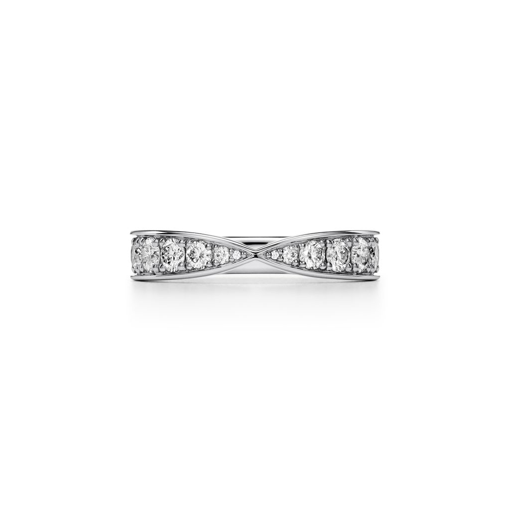 ティファニー ハーモニー™ ウェディング バンドリング
プラチナ・ダイヤモンド
￥1,045,000 ～
※リングサイズによってダイヤモンドのカラット数・価格が異なります