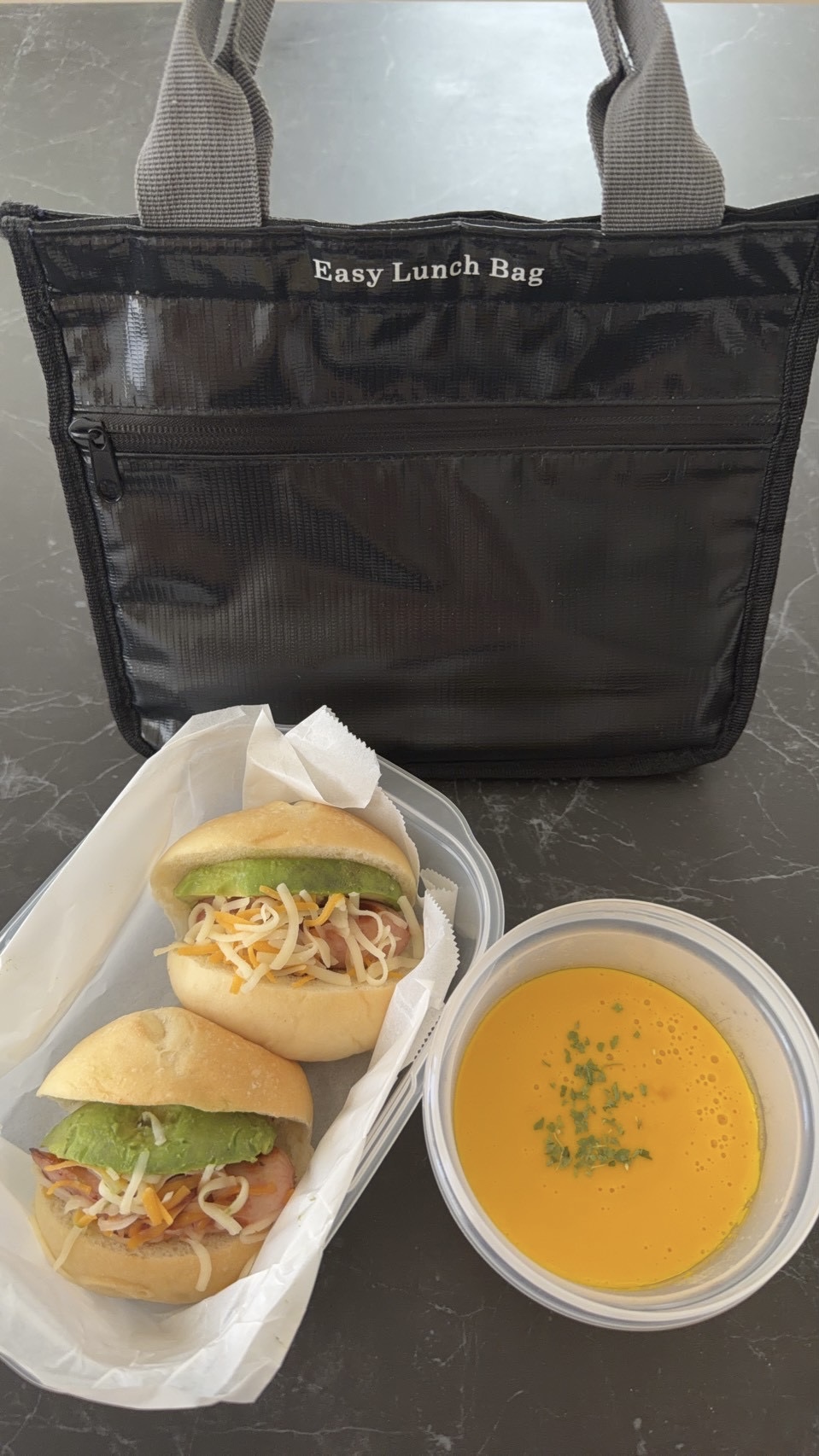 手作りバーガーとスープランチ